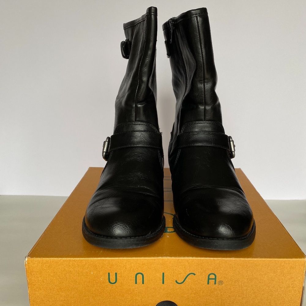 UNISA Leather Boots with buckles size 8